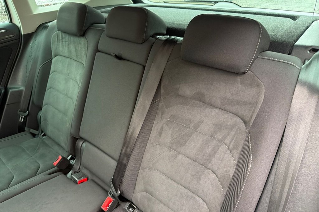Used Volkswagen Tiguan 2018 for sale - 77621314: Photo 35