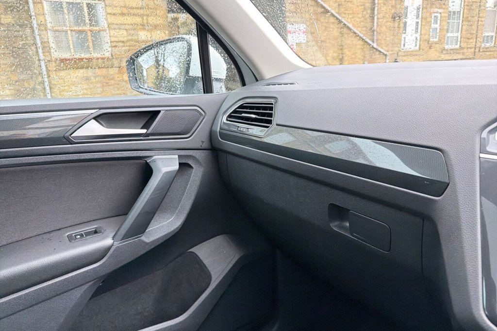 Used Volkswagen Tiguan 2018 for sale - 77621314: Photo 46