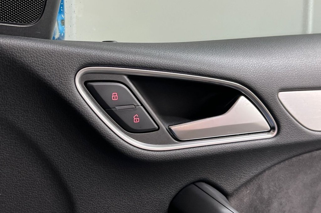 Used Audi Q3 2016 for sale - 76840992: Photo 36