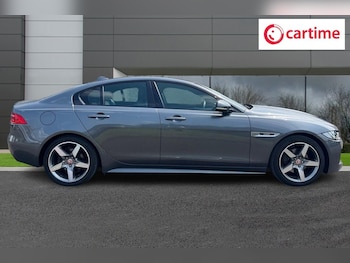 Used Jaguar XE 2018 for sale - 75306639: Photo