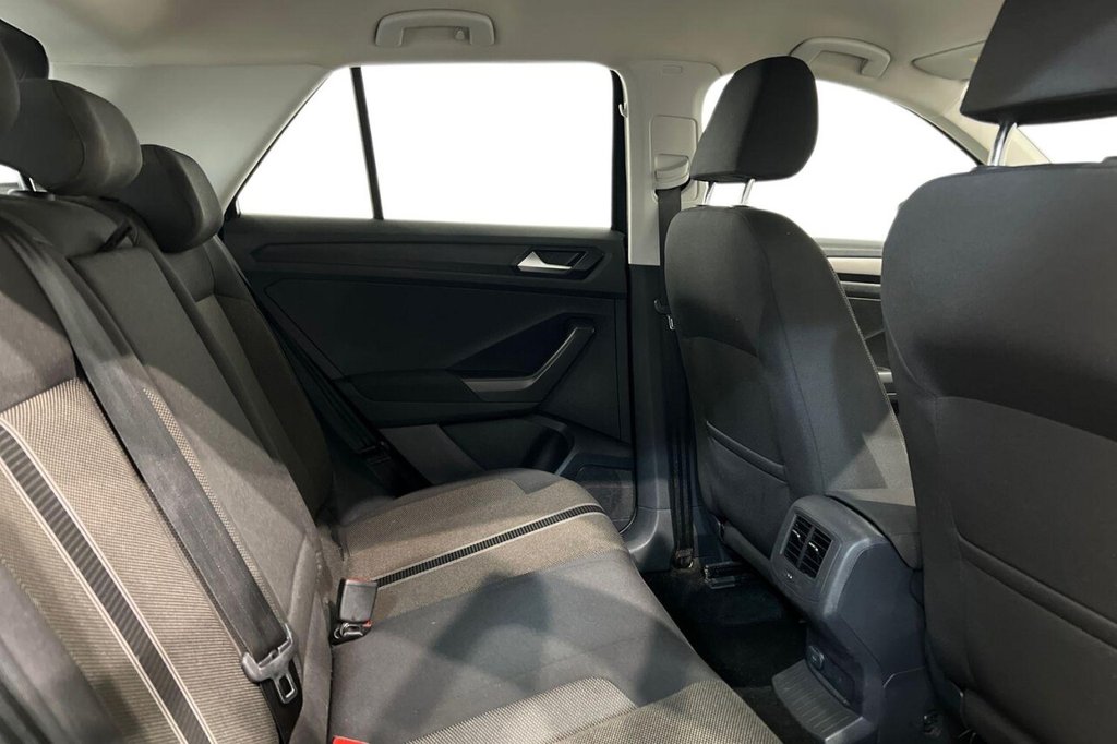 Used Volkswagen T-Roc 2018 for sale - 76535410: Photo 10