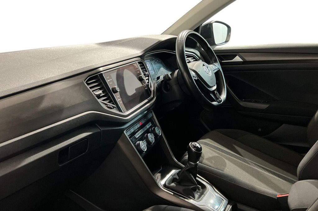 Used Volkswagen T-Roc 2018 for sale - 76535410: Photo 11