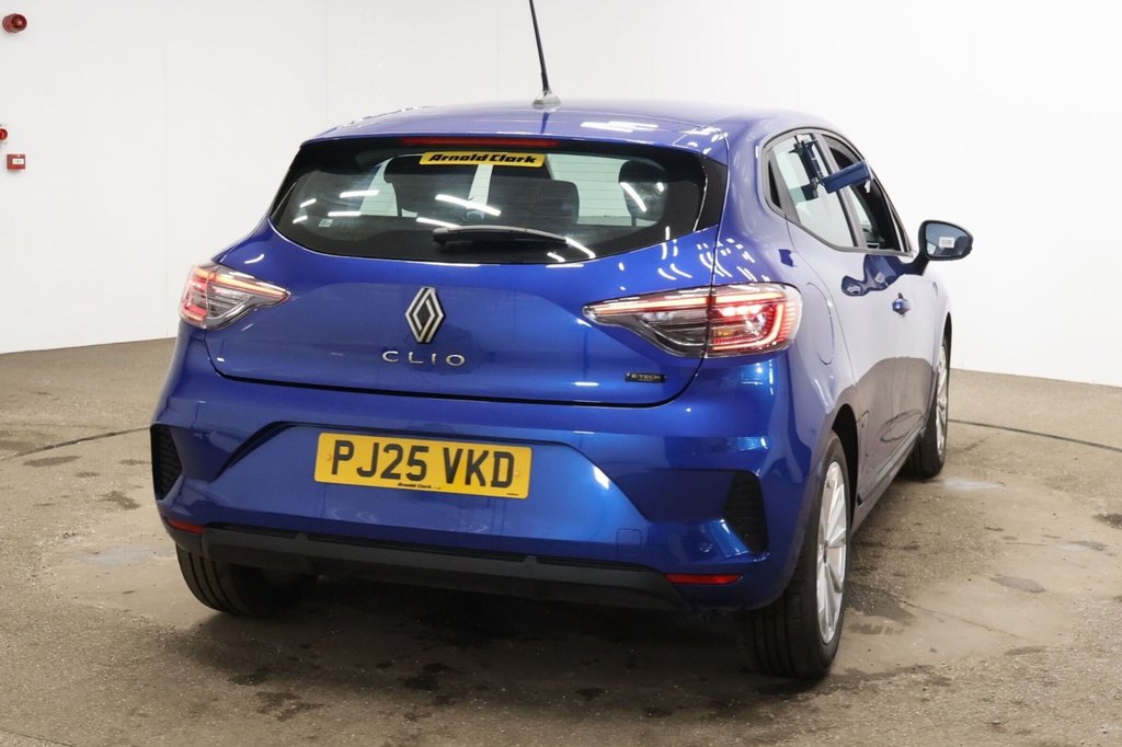Used Renault Clio 2025 for sale - 77655462: Photo 2