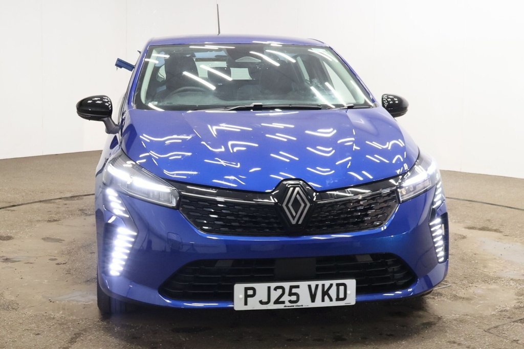 Used Renault Clio 2025 for sale - 77655462: Photo 3