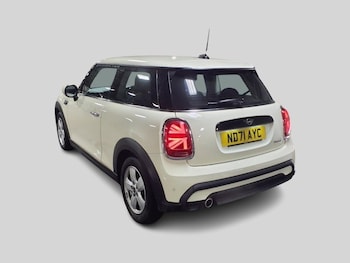 Used MINI Hatch 2021 for sale - 77642732: Photo