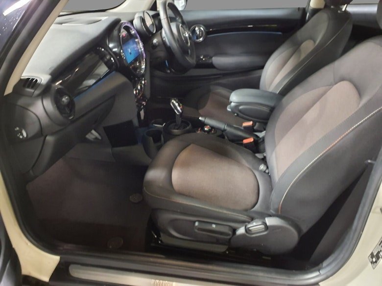 Used MINI Hatch 2021 for sale - 77642732: Photo 8