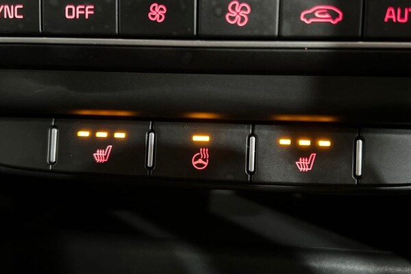 Used Kia Pro Ceed 2022 for sale - 75642817: Photo 32