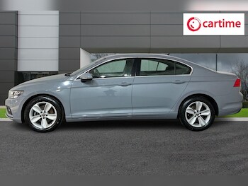 Used Volkswagen Passat 2021 for sale - 76018619: Photo