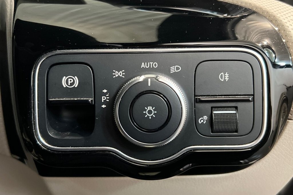 Used Mercedes-Benz A-Class 2022 for sale - 77262991: Photo 38