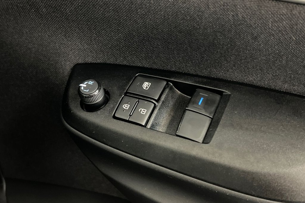 Used Toyota Yaris 2023 for sale - 77480206: Photo 36