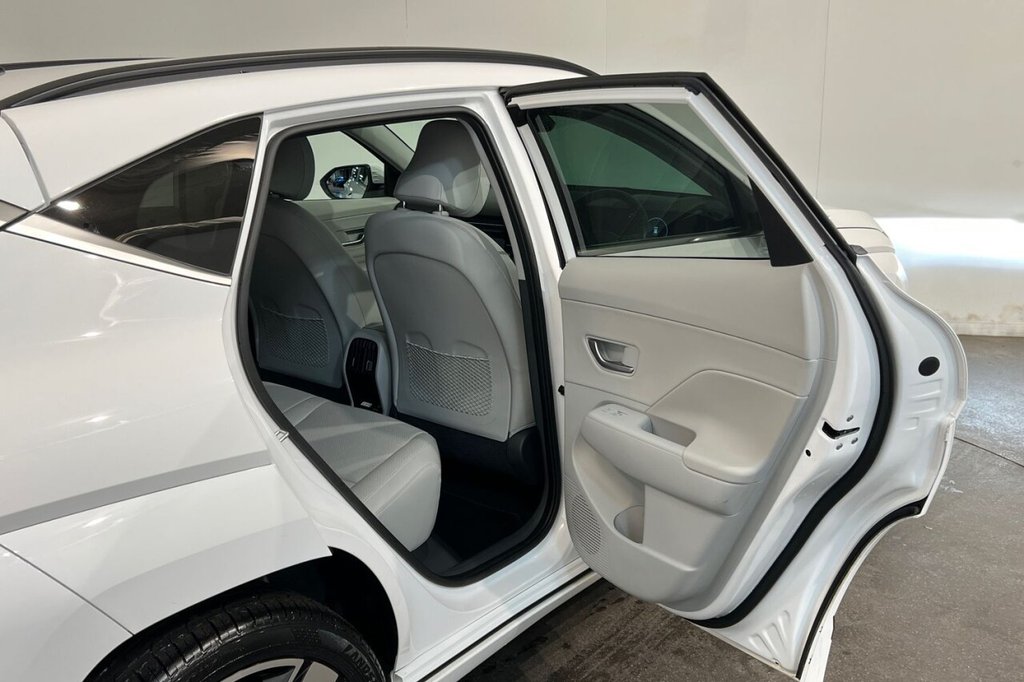 Used Hyundai KONA 2023 for sale - 77121397: Photo 47