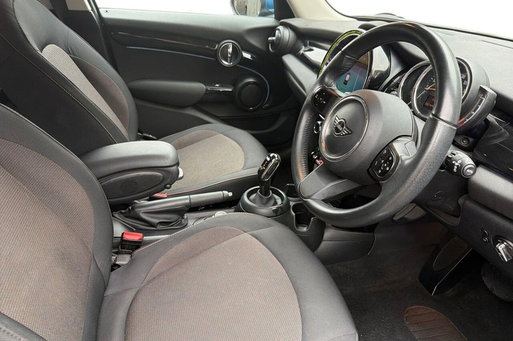 Used MINI Hatch 2023 for sale - 77408704: Photo 9