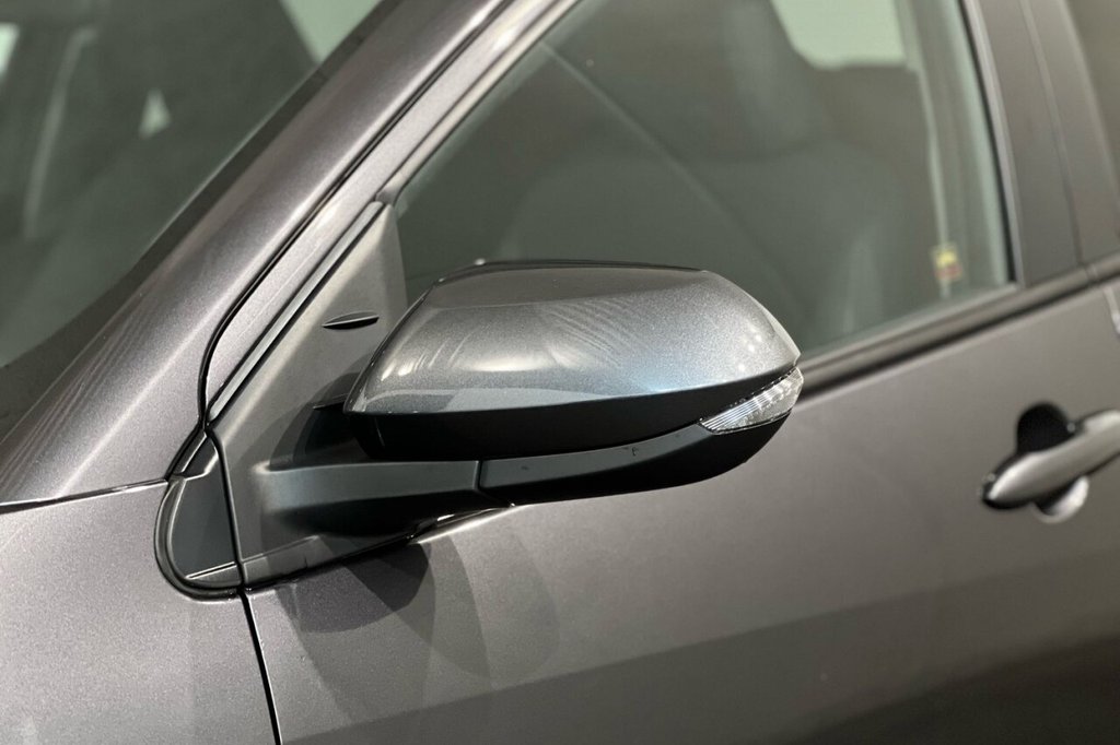 Used Toyota Yaris 2022 for sale - 78029944: Photo 17