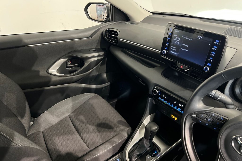 Used Toyota Yaris 2022 for sale - 78029944: Photo 32