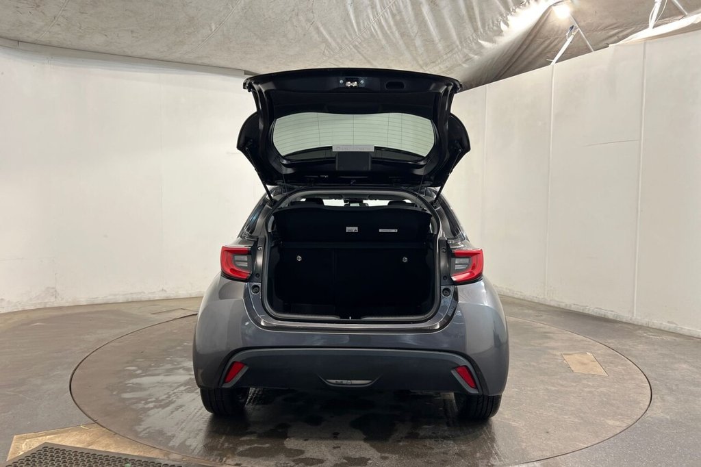 Used Toyota Yaris 2022 for sale - 78029944: Photo 38