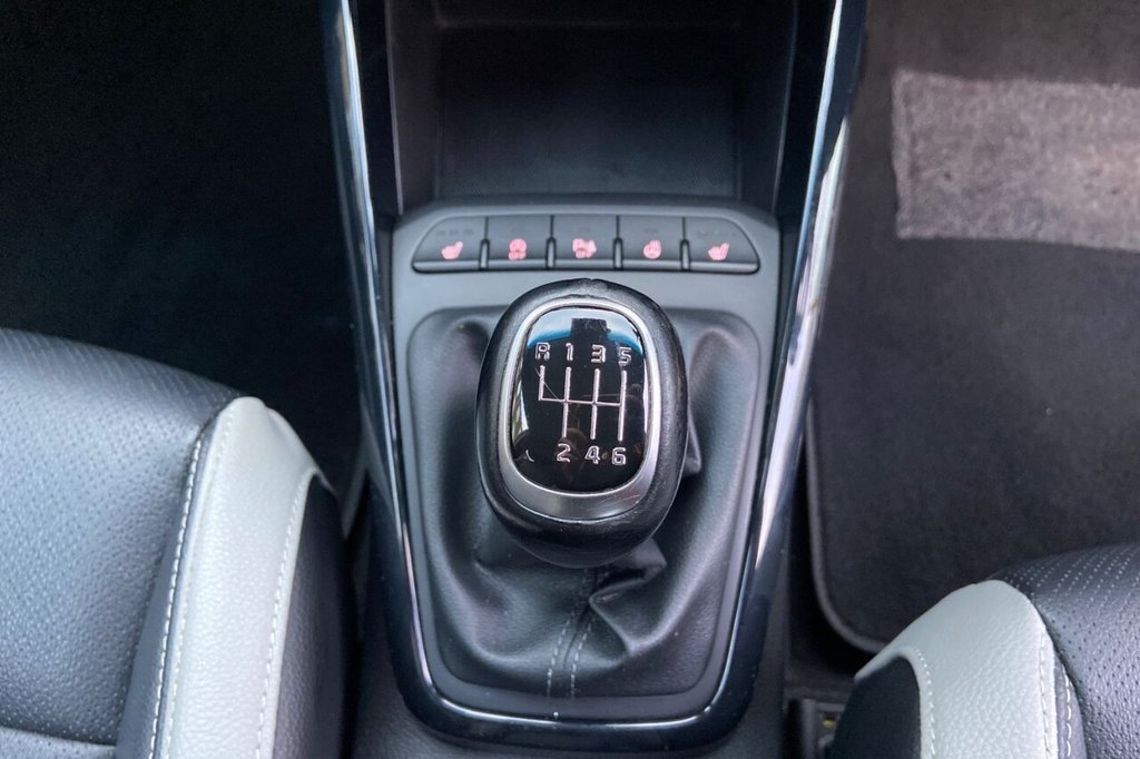 Used Kia Stonic 2019 for sale - 76395669: Photo 43