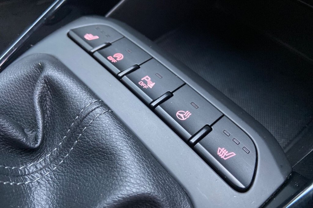 Used Kia Stonic 2019 for sale - 76395669: Photo 44