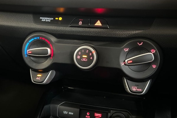 Used Kia Rio 2019 for sale - 76279738: Photo 29