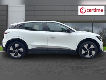 Used Renault Megane E Tech 2023 for sale - 78863247: Photo