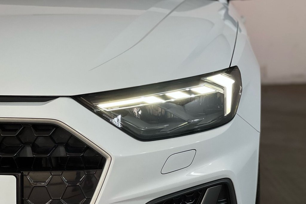 Used Audi A1 2023 for sale - 76900428: Photo 16