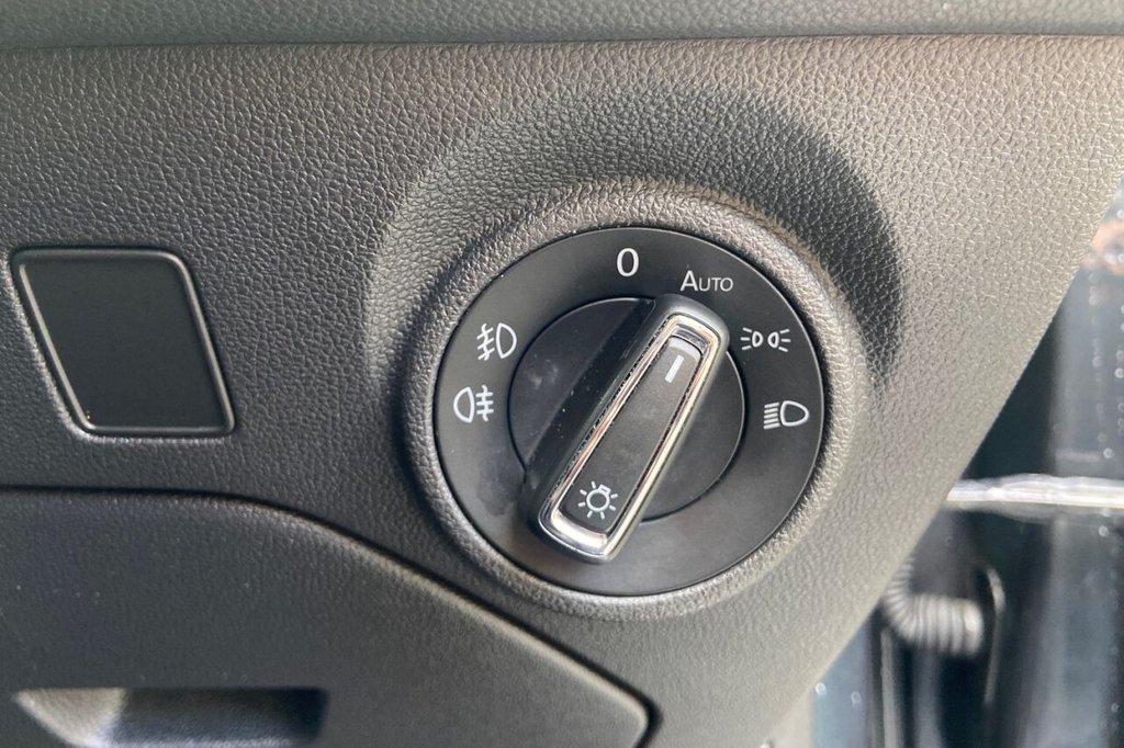 Used SEAT Leon 2020 for sale - 75875993: Photo 40