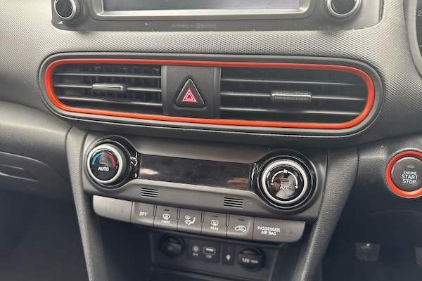 Used Hyundai KONA 2018 for sale - 75642540: Photo 17