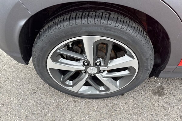 Used Hyundai KONA 2018 for sale - 75642540: Photo 26