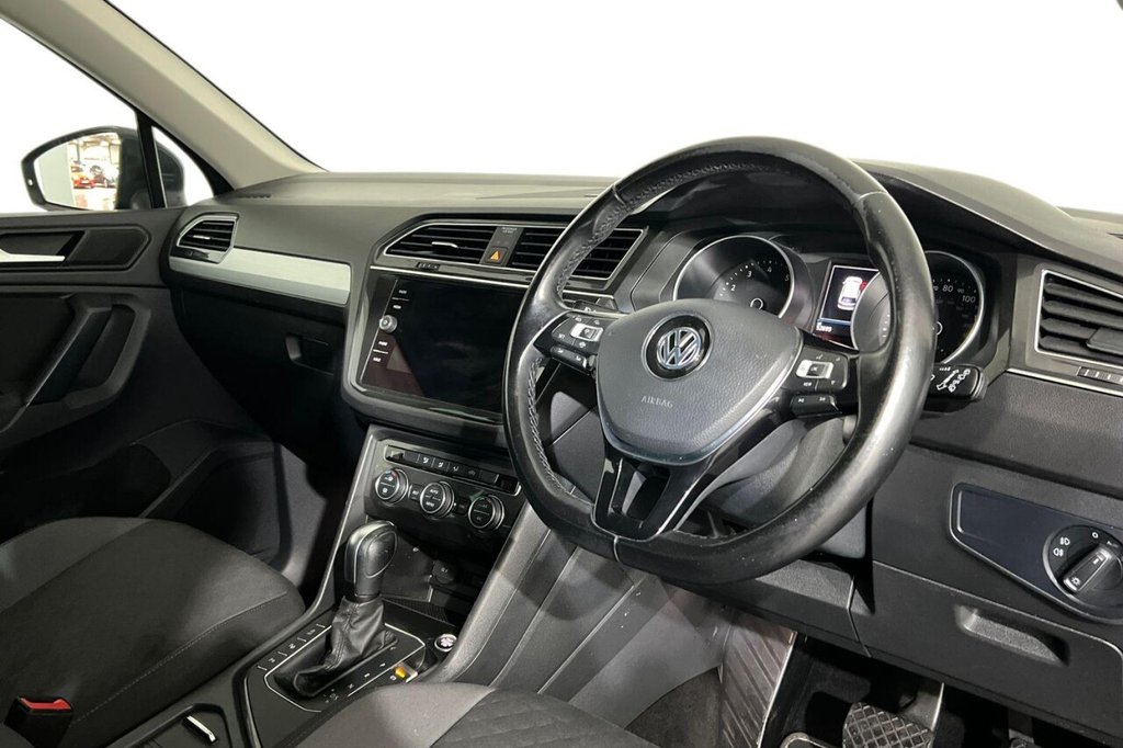 Used Volkswagen Tiguan 2019 for sale - 76569863: Photo 9