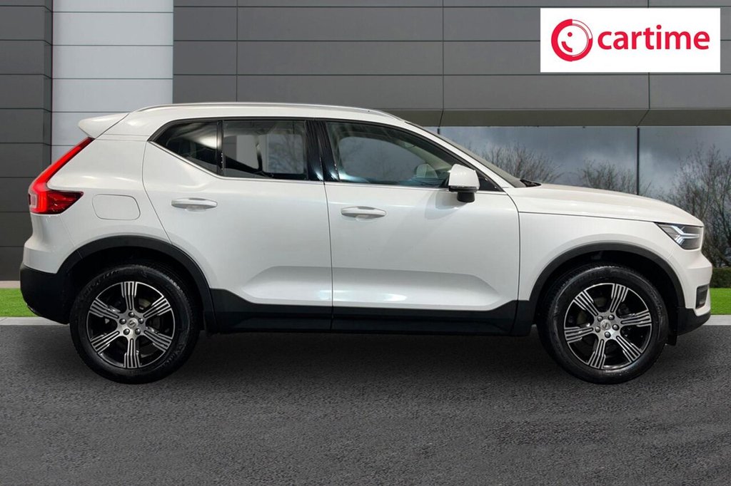 Used Volvo XC40 2018 for sale - 76768126: Photo 2