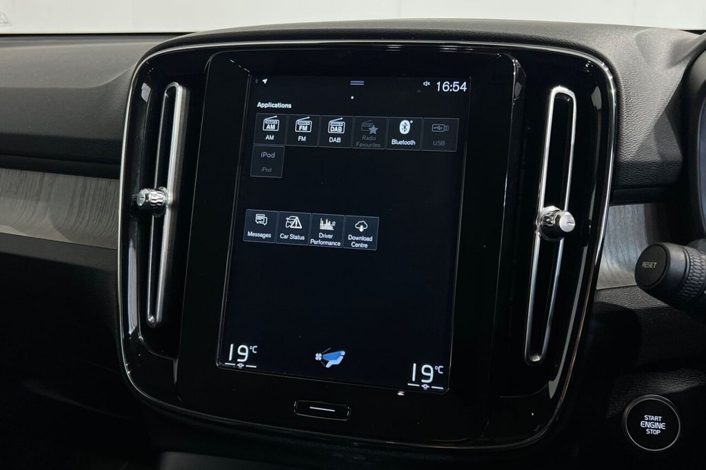 Used Volvo XC40 2018 for sale - 76768126: Photo 30