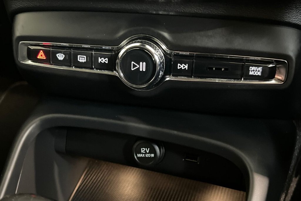 Used Volvo XC40 2018 for sale - 76768126: Photo 33