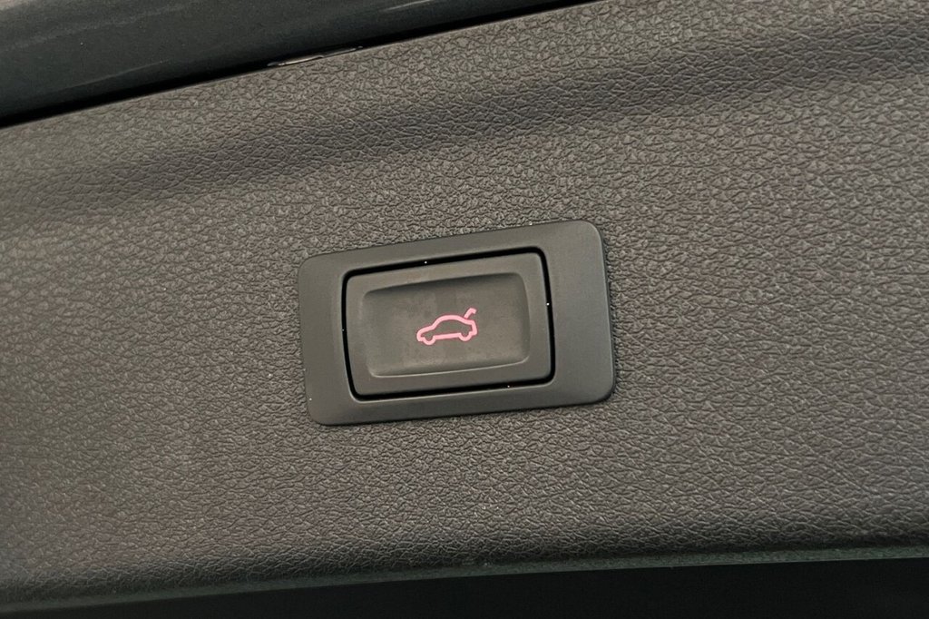 Used Audi Q3 2017 for sale - 76820296: Photo 44