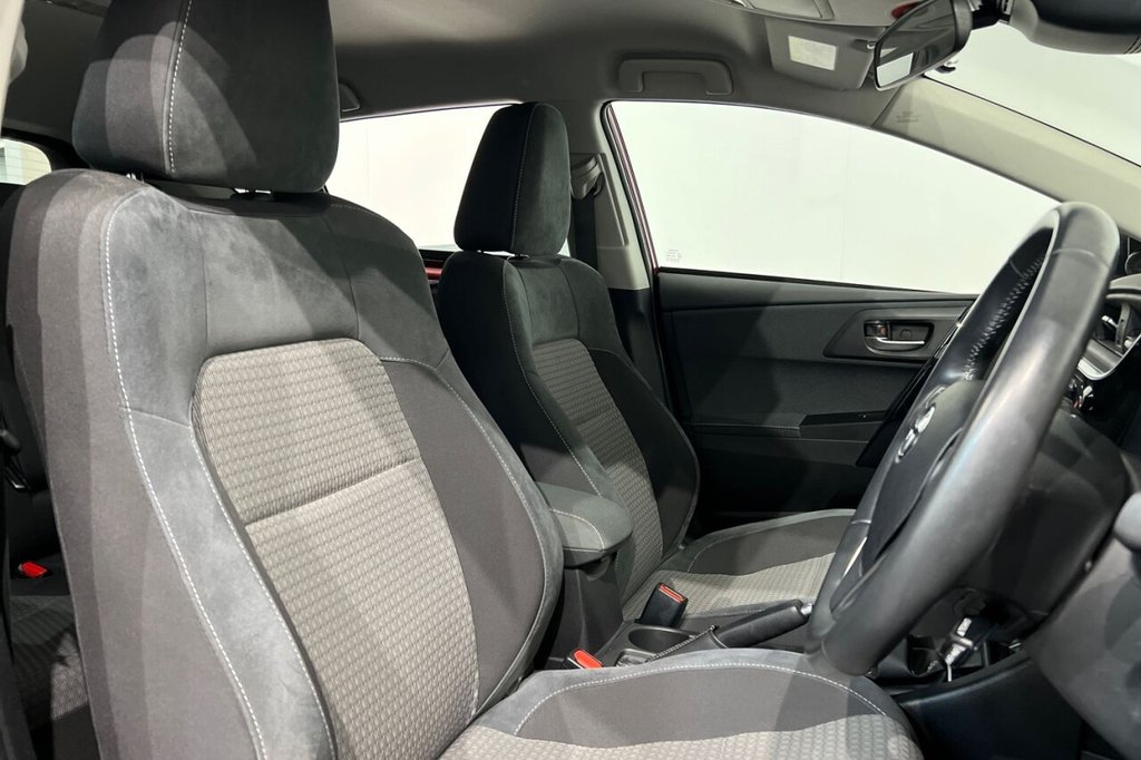 Used Toyota Auris 2017 for sale - 76454111: Photo 21