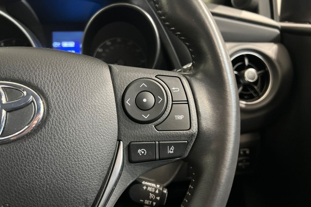 Used Toyota Auris 2017 for sale - 76454111: Photo 25