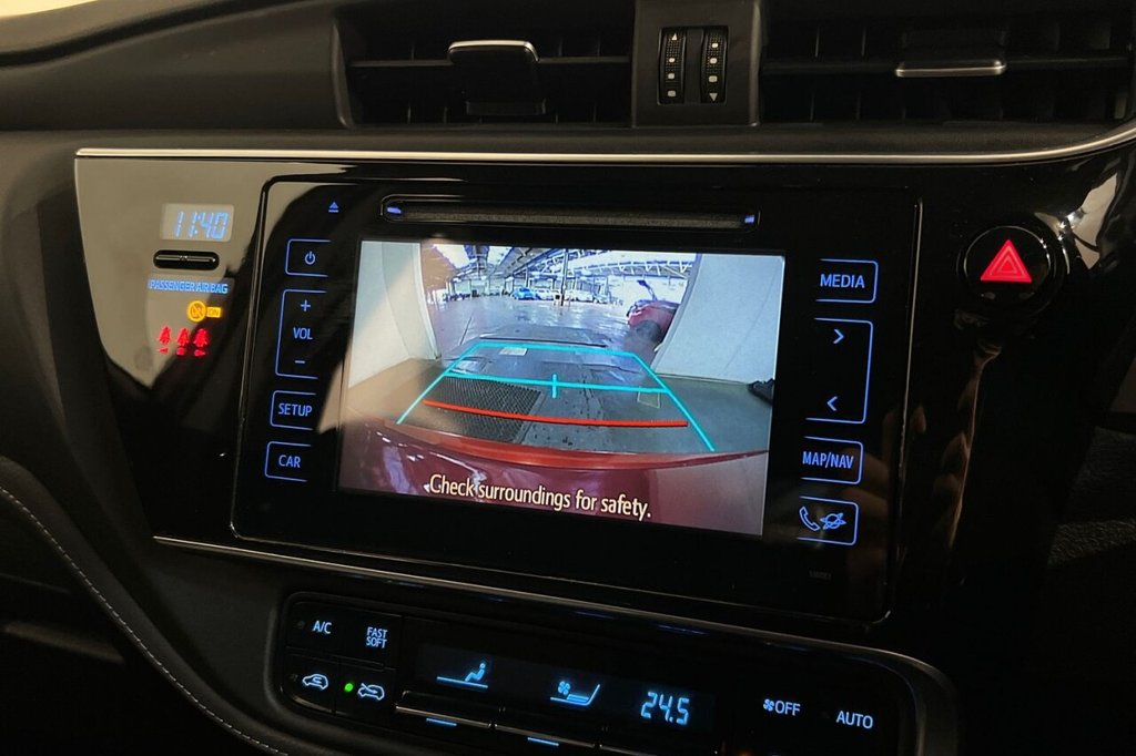 Used Toyota Auris 2017 for sale - 76454111: Photo 29