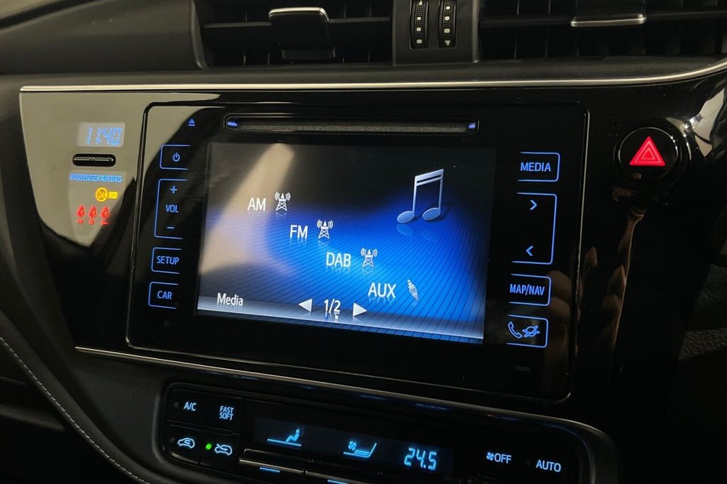 Used Toyota Auris 2017 for sale - 76454111: Photo 31