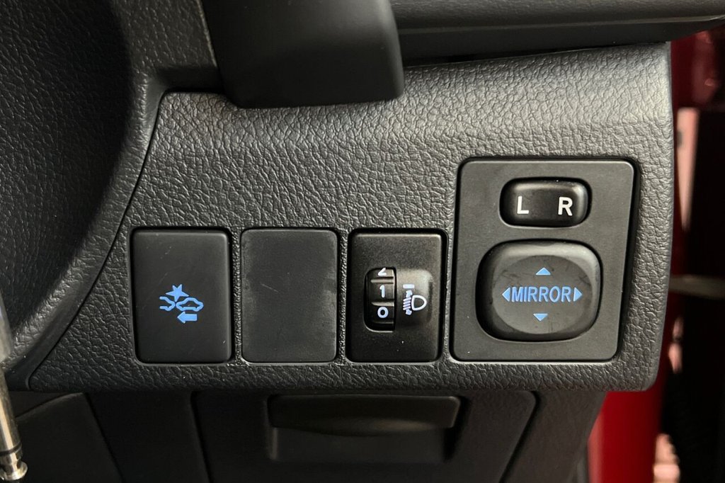 Used Toyota Auris 2017 for sale - 76454111: Photo 37