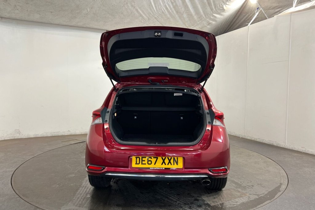 Used Toyota Auris 2017 for sale - 76454111: Photo 39