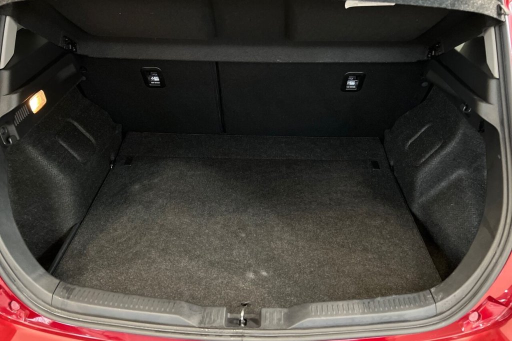 Used Toyota Auris 2017 for sale - 76454111: Photo 40