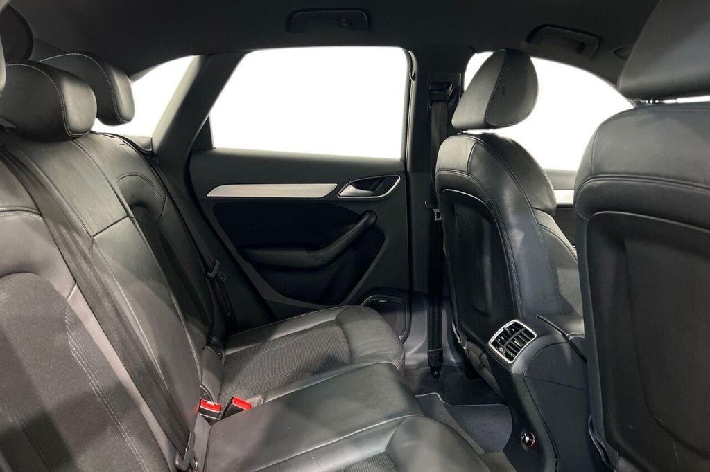 Used Audi Q3 2018 for sale - 76686133: Photo 10