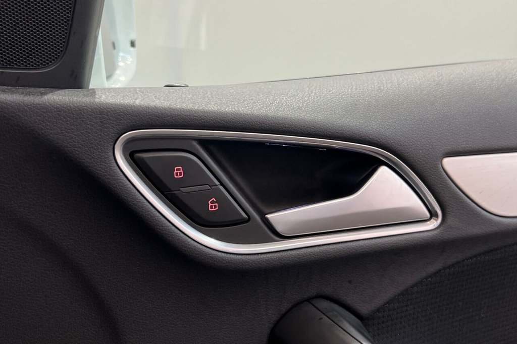 Used Audi Q3 2018 for sale - 76686133: Photo 39