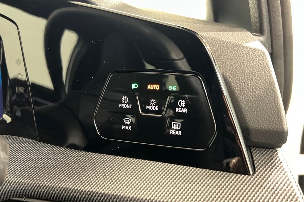 Used Volkswagen Golf 2024 for sale - 76469743: Photo 38