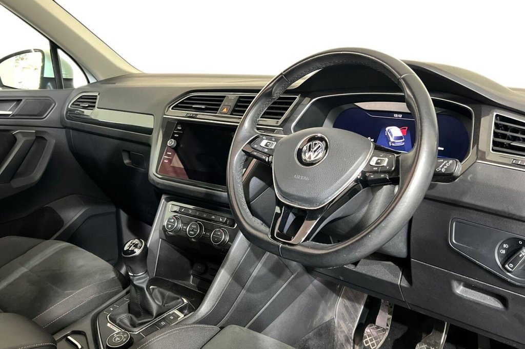 Used Volkswagen Tiguan 2018 for sale - 76406187: Photo 9