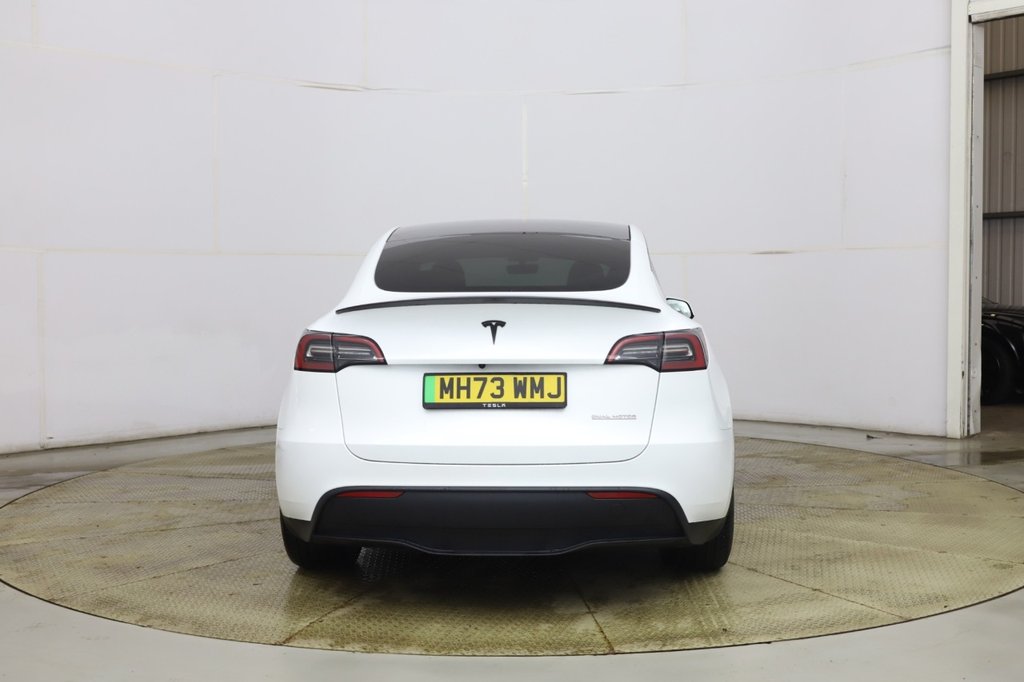Used Tesla Model Y 2024 for sale - 77936171: Photo 2