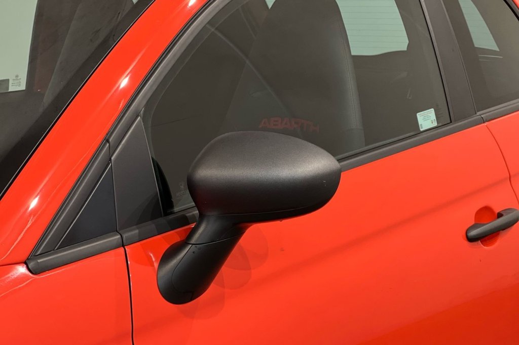 Used Abarth 695 2023 for sale - 77835391: Photo 17