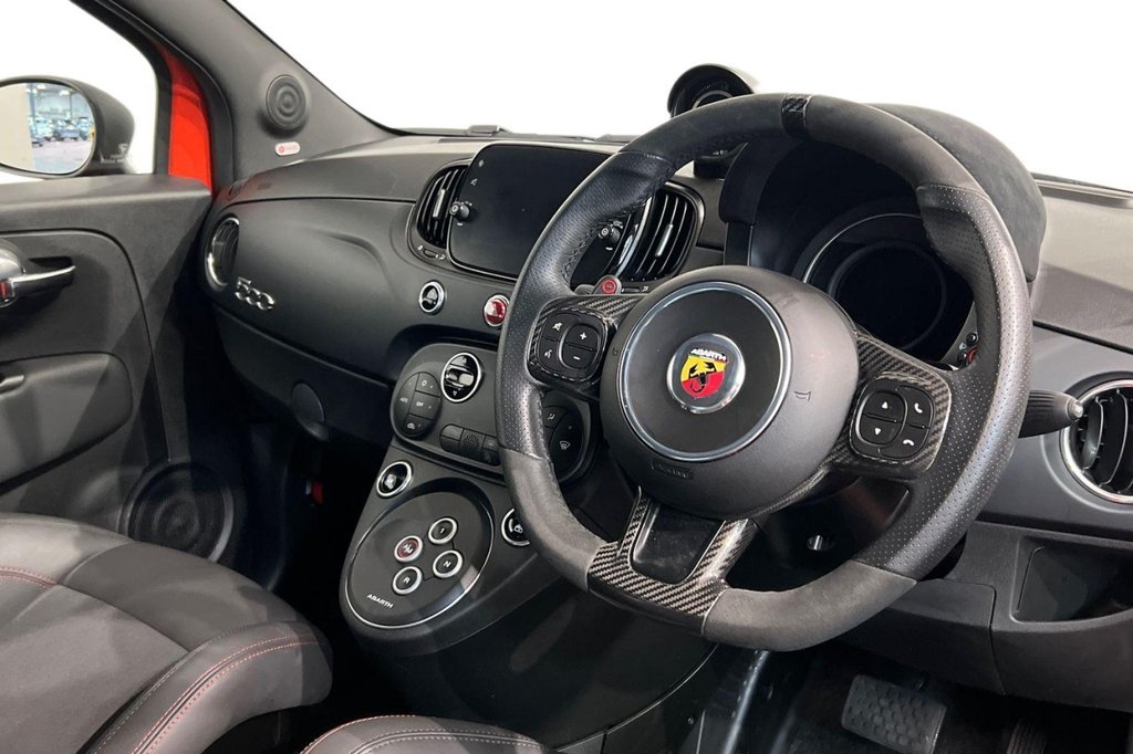 Used Abarth 695 2023 for sale - 77835391: Photo 9