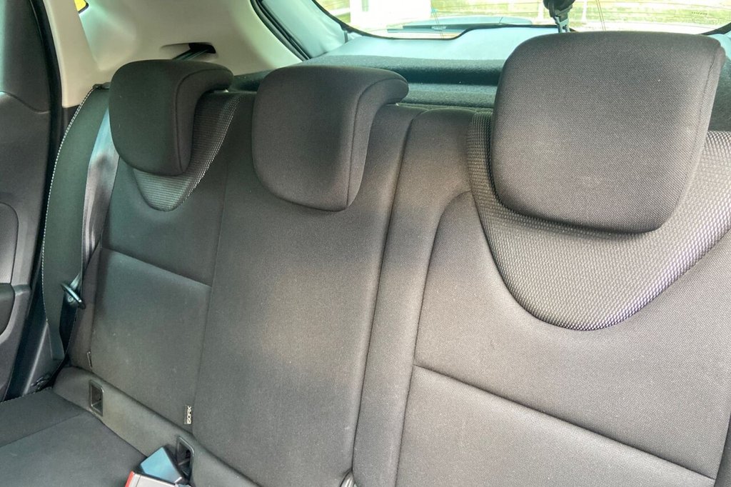 Used Renault Clio 2019 for sale - 77820894: Photo 32