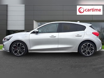 Used Ford Focus 2019 for sale - 76261424: Photo 3