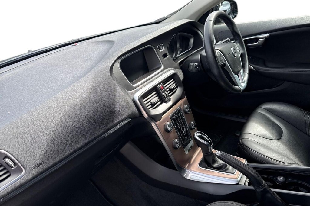 Used Volvo V40 2019 for sale - 77725719: Photo 11