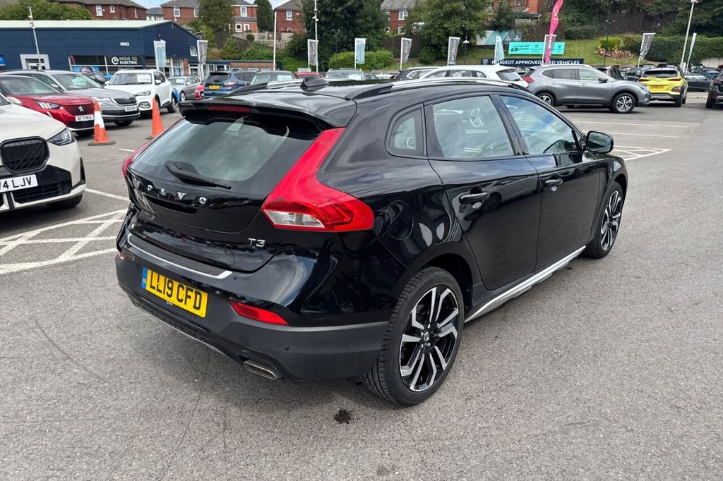 Used Volvo V40 2019 for sale - 77725719: Photo 41